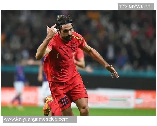 于帕分享防守心得孔帕尼教导提升比赛专注力与防守技巧